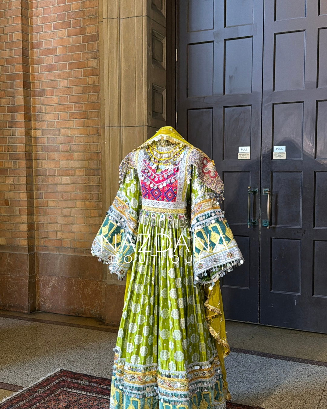 PISTA PRINCESS DRESS