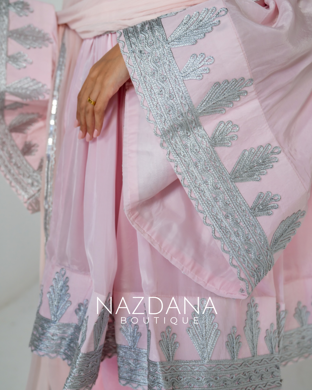 GULABI - گلابی