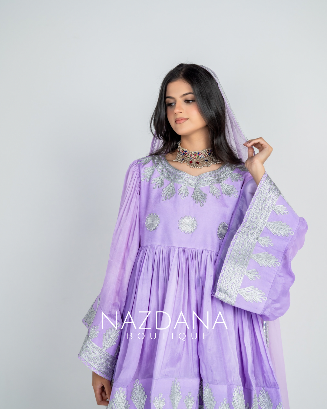 LAILA LAVENDER - لیلا لویندر